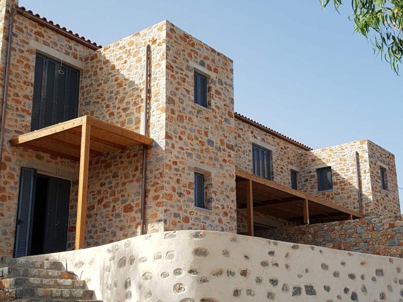 Γενικές Ανακαινίσεις Ιεράπετρα Ηράκλειο - ART STONES - Κατασκευές Ιεράπετρα Ηράκλειο - Ελαιοχρωματισμοί Ιεράπετρα Ηράκλειο - Μονώσεις Ιεράπετρα Ηράκλειο