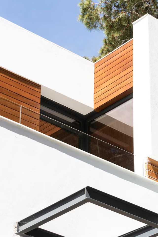 25+ ΧΡΟΝΙΑ ΕΜΠΕΙΡΙΑΣ