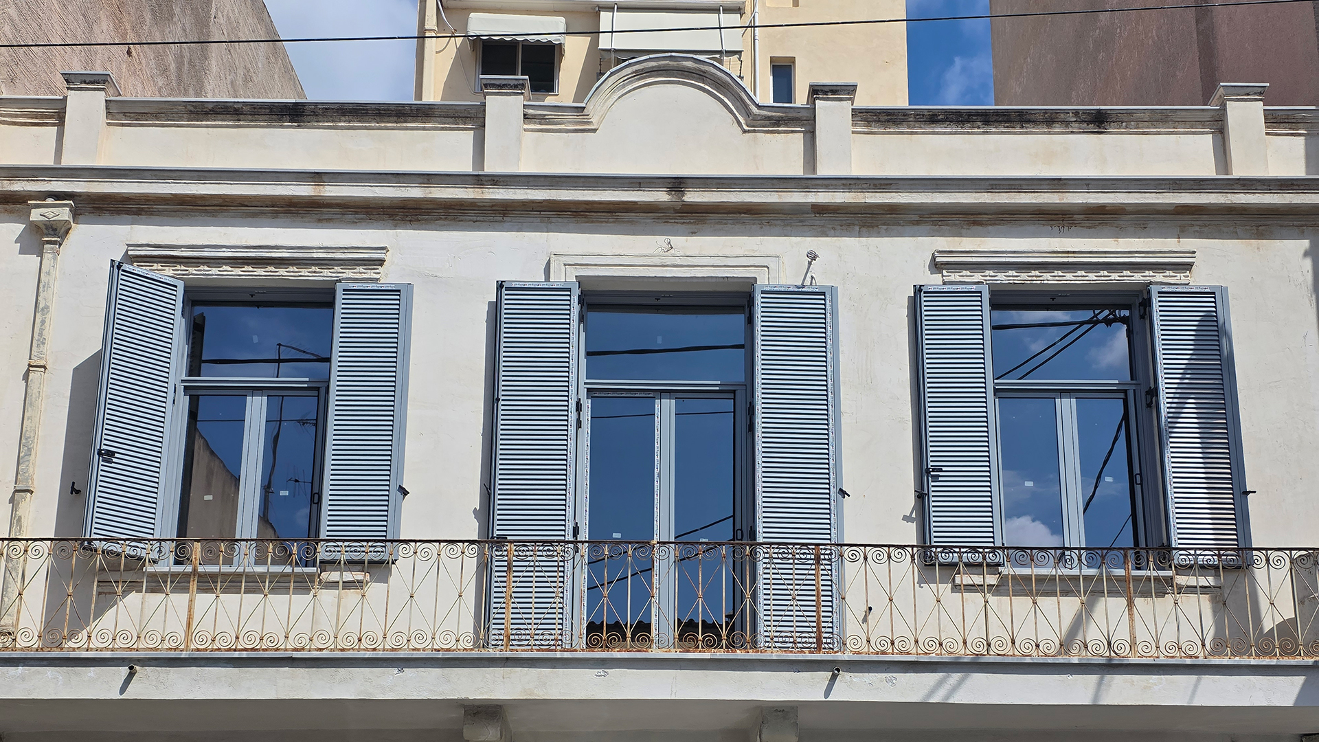 Slideshow image