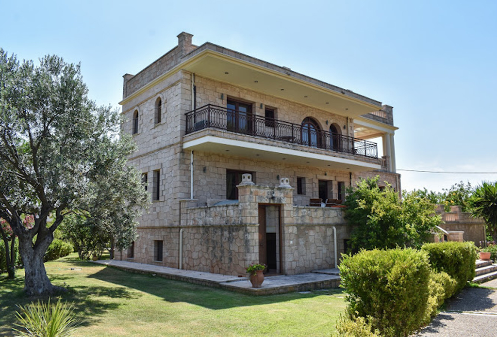 Stone & Light Villa Aegina