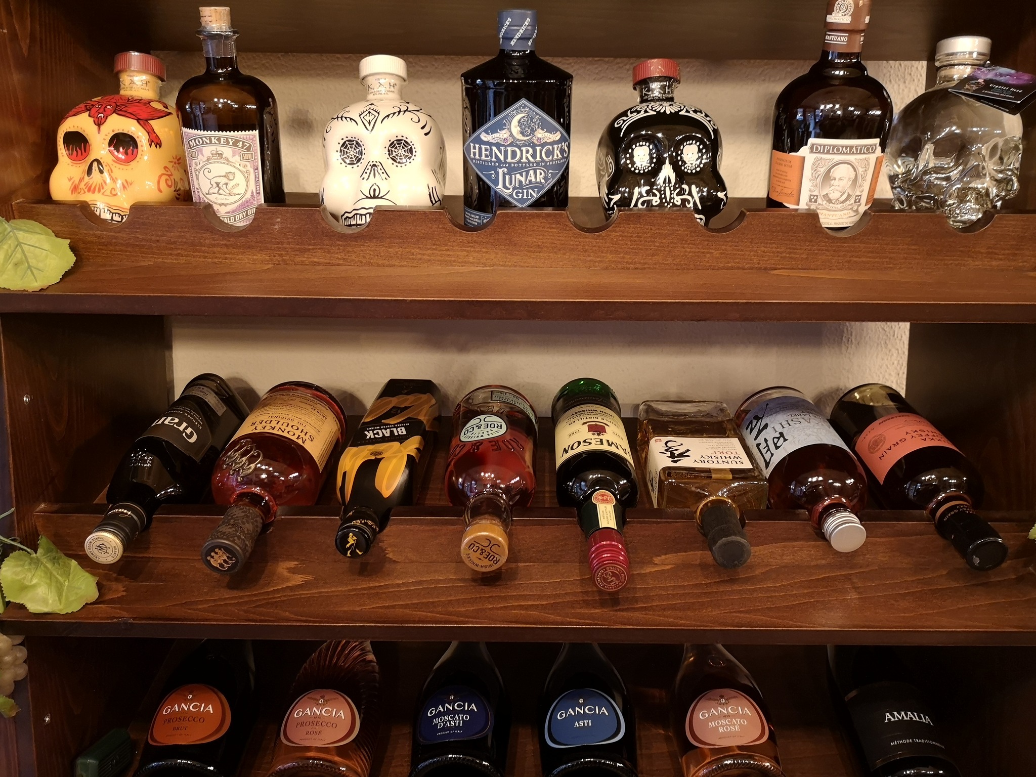 NASIAKOU WINES