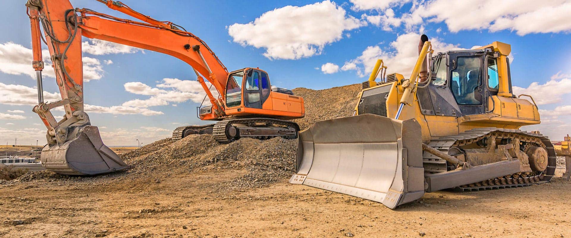 Η δύναμη πίσω απο κάθε βαρέο όχημα. Η δύναμη πίσω απο κάθε βαρέο όχημα.