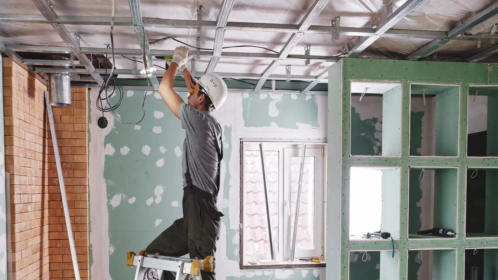 Ανακαινίζουμε με υπευθυνότητα και συνέπεια Ανακαινίζουμε με υπευθυνότητα και συνέπεια