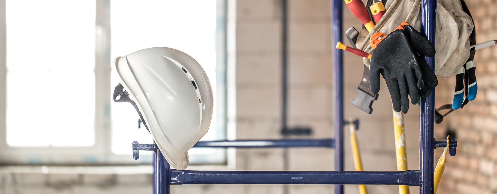 Aνακαινίσεις Budi