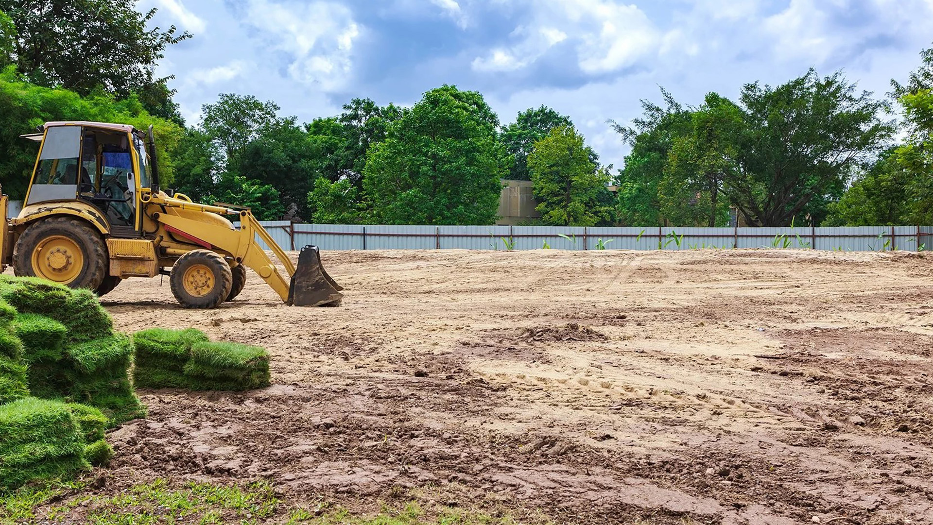 Καθαρισμοί χώρων και οικοπέδων