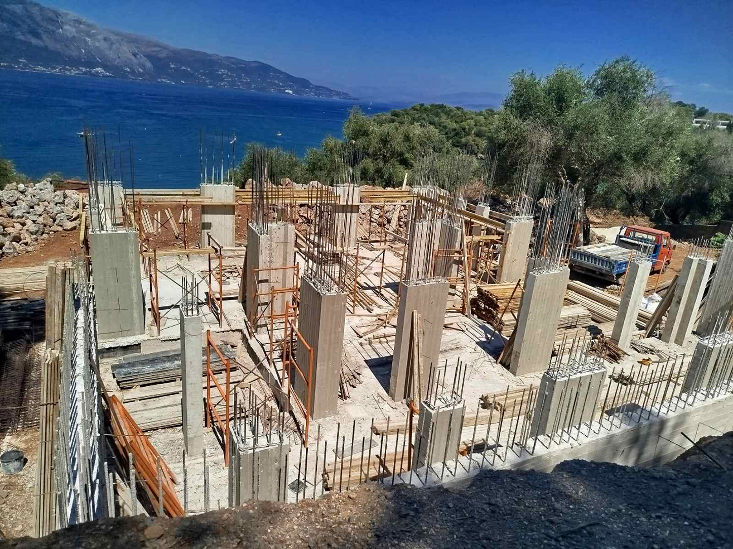 Ισχυρά θεμέλια για κάθε κατασκευή