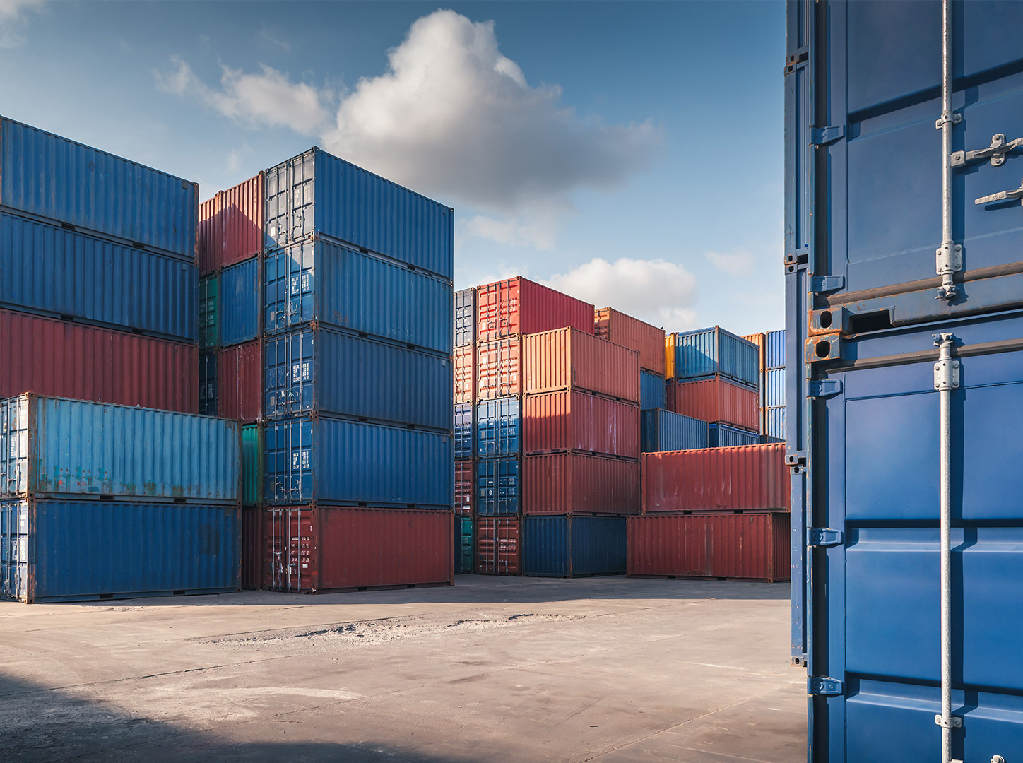 ΑΠΟΚΤΗΣΤΕ ΤΟ ΔΙΚΟ ΣΑΣ CONTAINER  